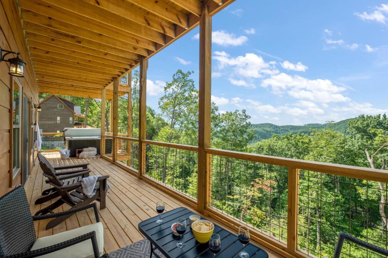 New / 3 King Suites / Sleeps12 / View / 5 Mi To Pf / Hot Tub Sevierville Exterior foto